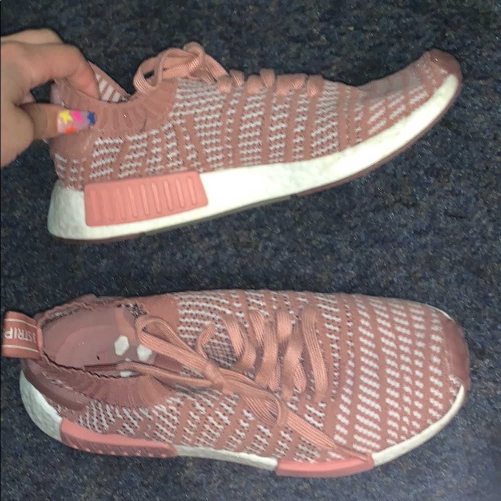 Adidas sock tennis shoes size 7.5